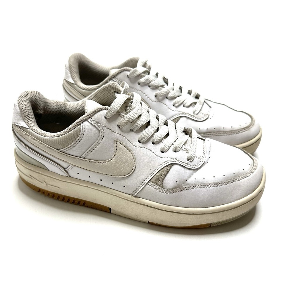 Nike Women's Size 9.5 Gamma Force Shoes Walking White Casual Lace Up‎ Sneakers